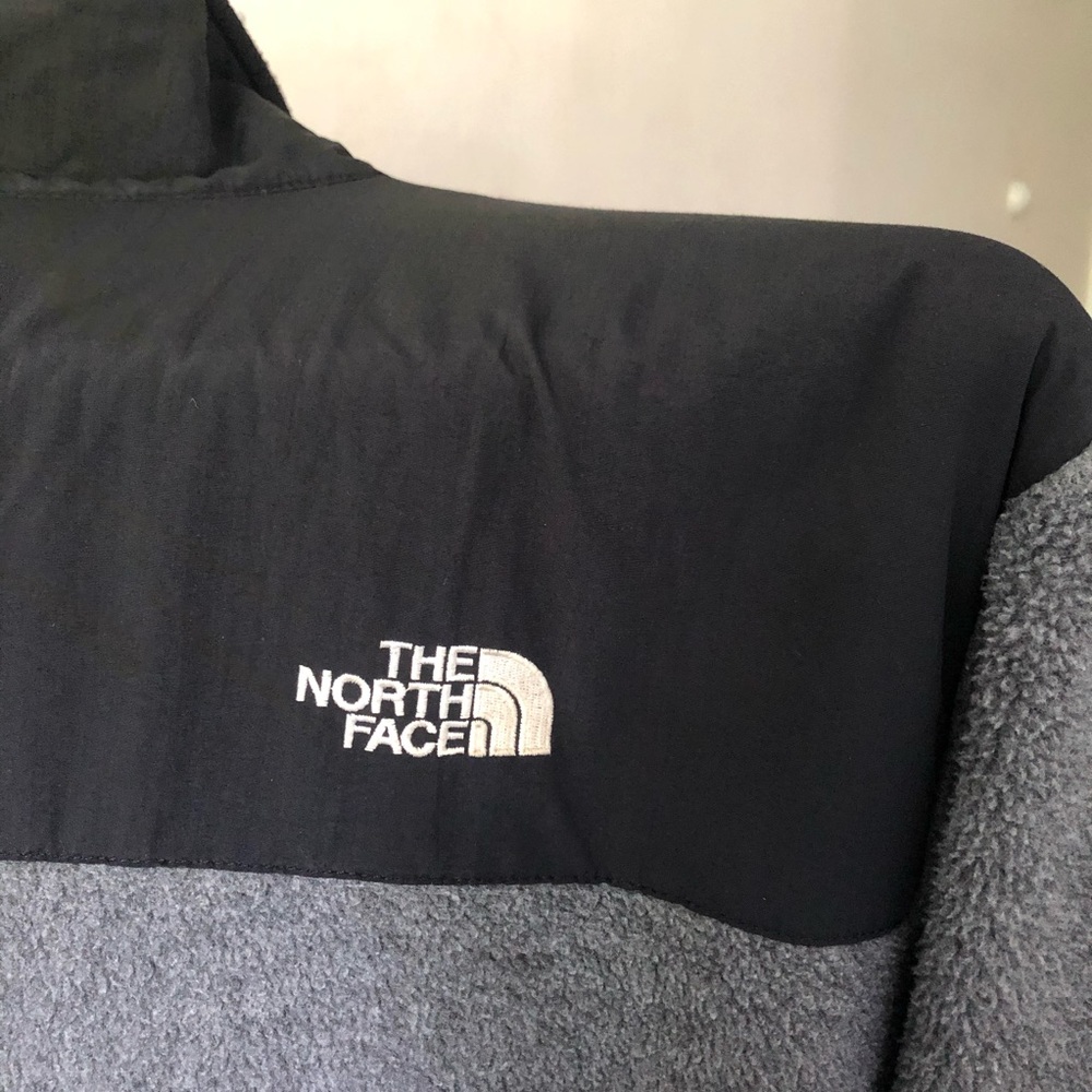 SOLDThe North Face Men’s Zip Up Denali Fleece Jack - Picture 5 of 9